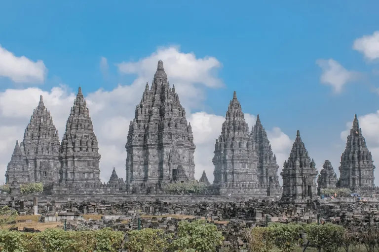 4 Candi Ikonik di Yogyakarta yang Patut Dikunjungi Saat Liburan
