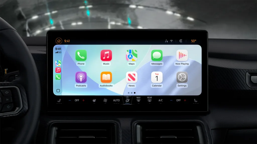 Fitur baru iOS 26 juga memperbarui aplikasi CarPlay untuk pengalaman yang ekspresif