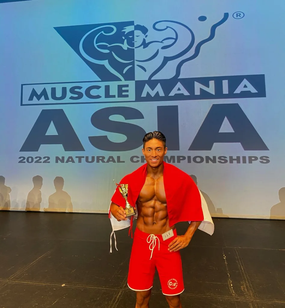 Gio mengikuti Musclemania 2022