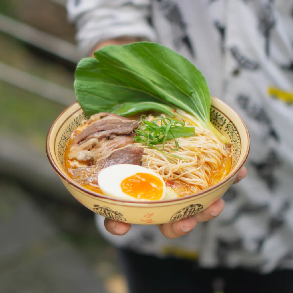 Semangkuk misoa dari Tjemara Noodle Bar