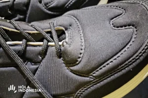 3 Cara Membersihkan Sepatu Olahraga Biar Awet dan Tahan Lama