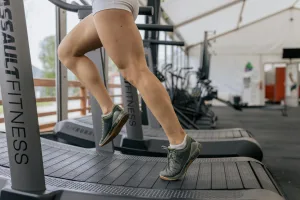 5 Tips Memilih Sepatu Gym Yang Nyaman Dan Aman Dari Cedera